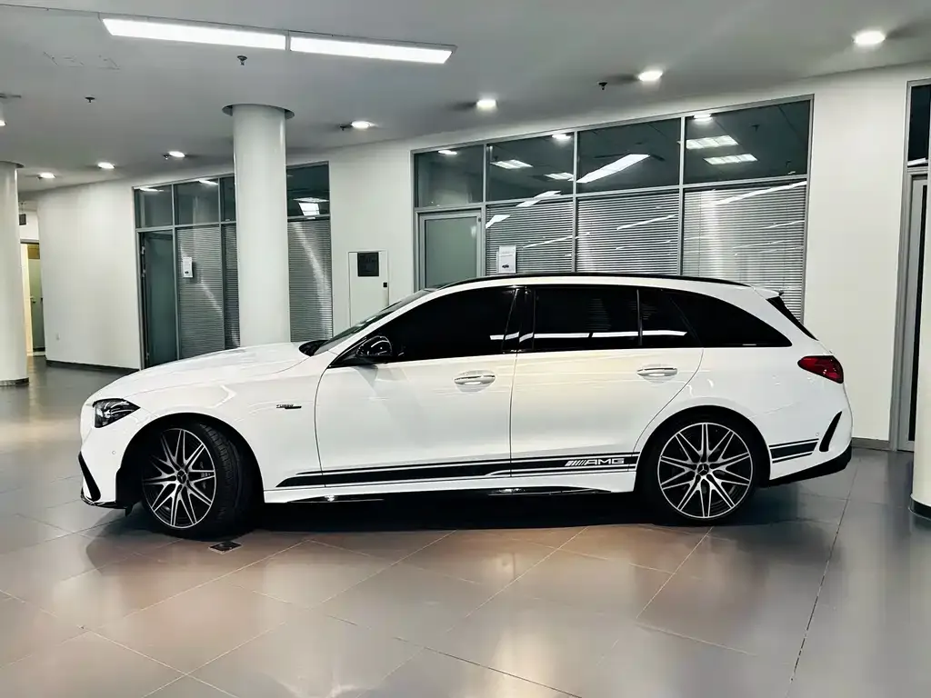 Mercedes-Benz C-Class AMG — фото 4
