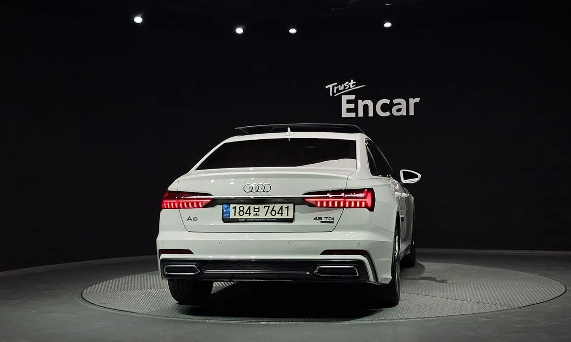Audi A6 — фото 7
