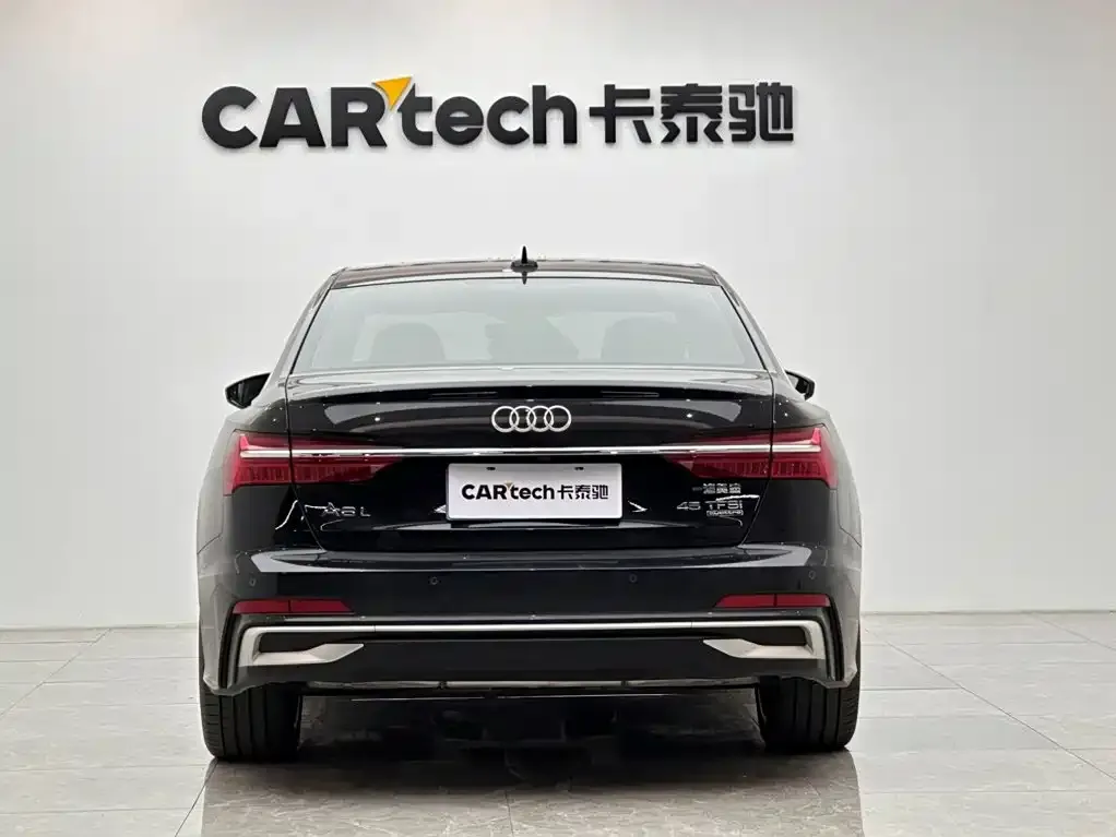 Audi A6L — фото 9