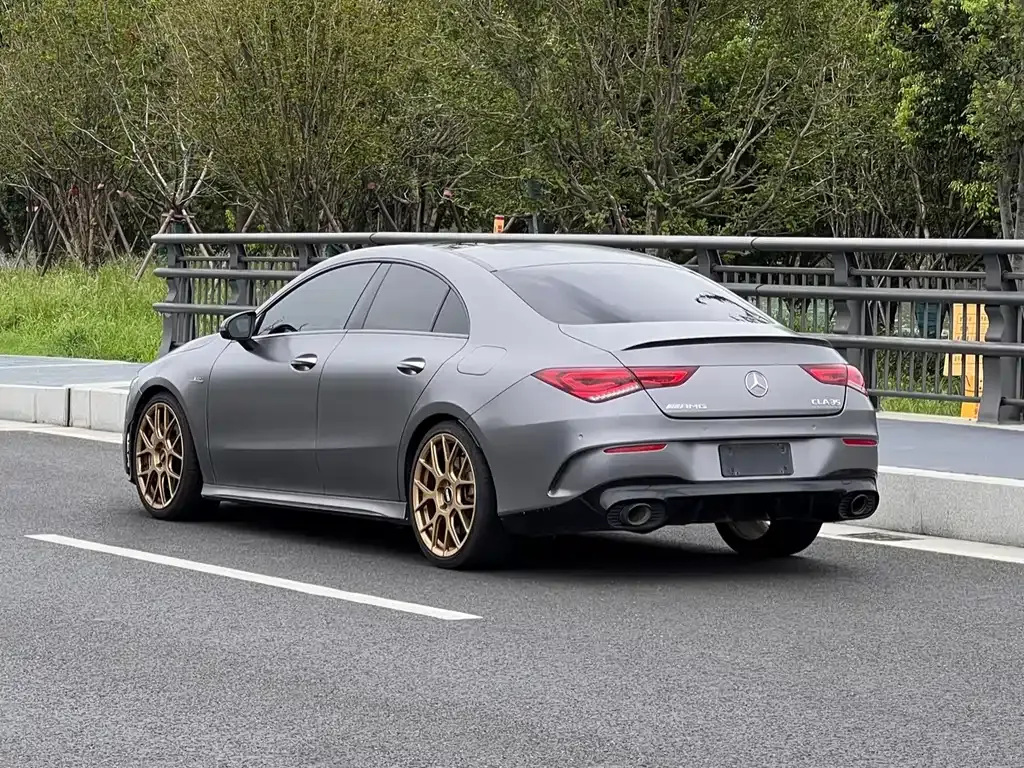 Mercedes-Benz CLA AMG — фото 10