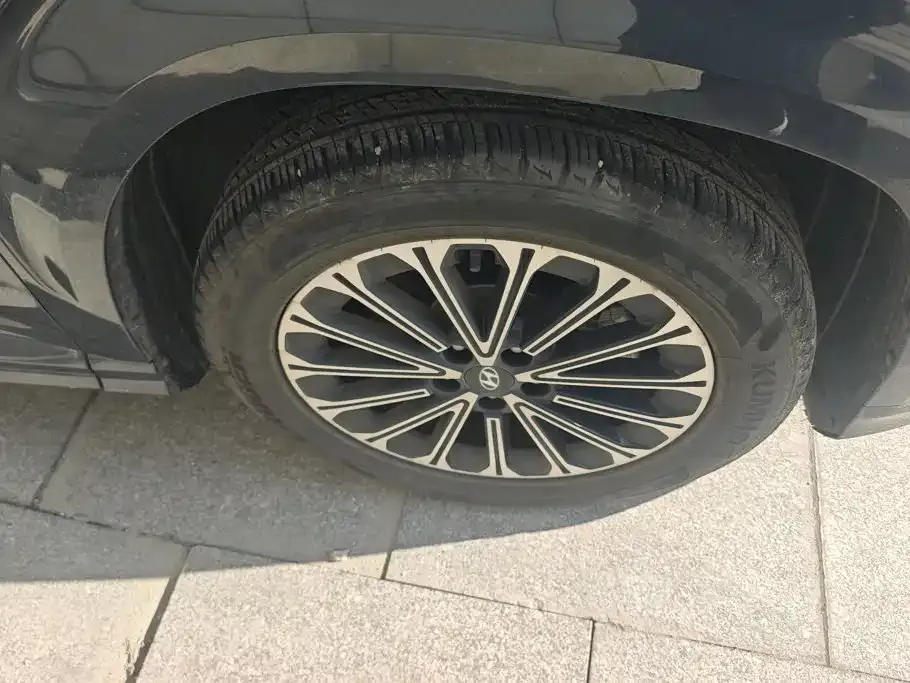 Hyundai Custo — фото 7