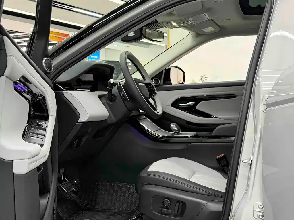 Land Rover Evoque — фото 2