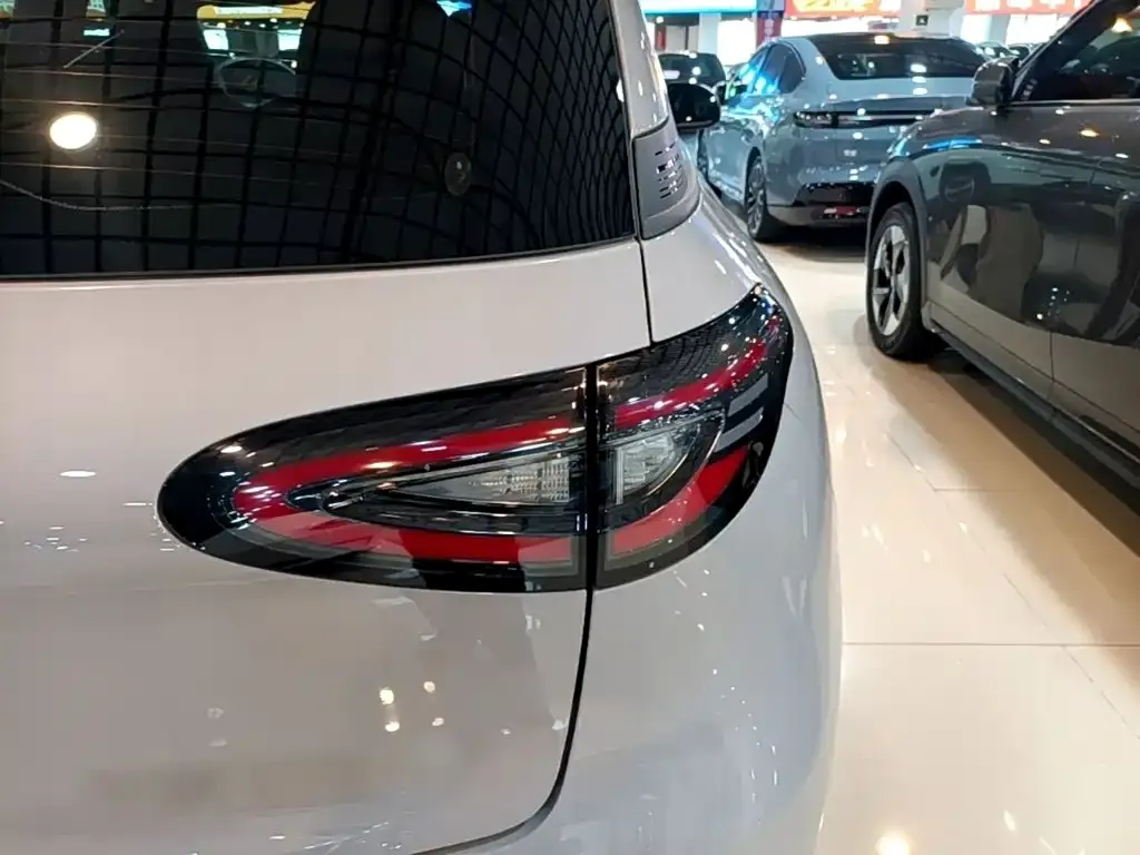 Geely Starburst — фото 10