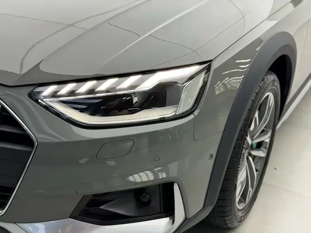 Audi A4 (Import) — фото 2