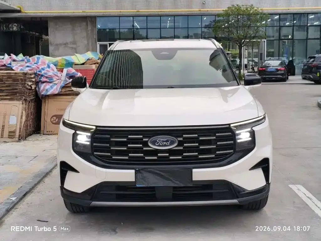 Ford Edge — фото 5