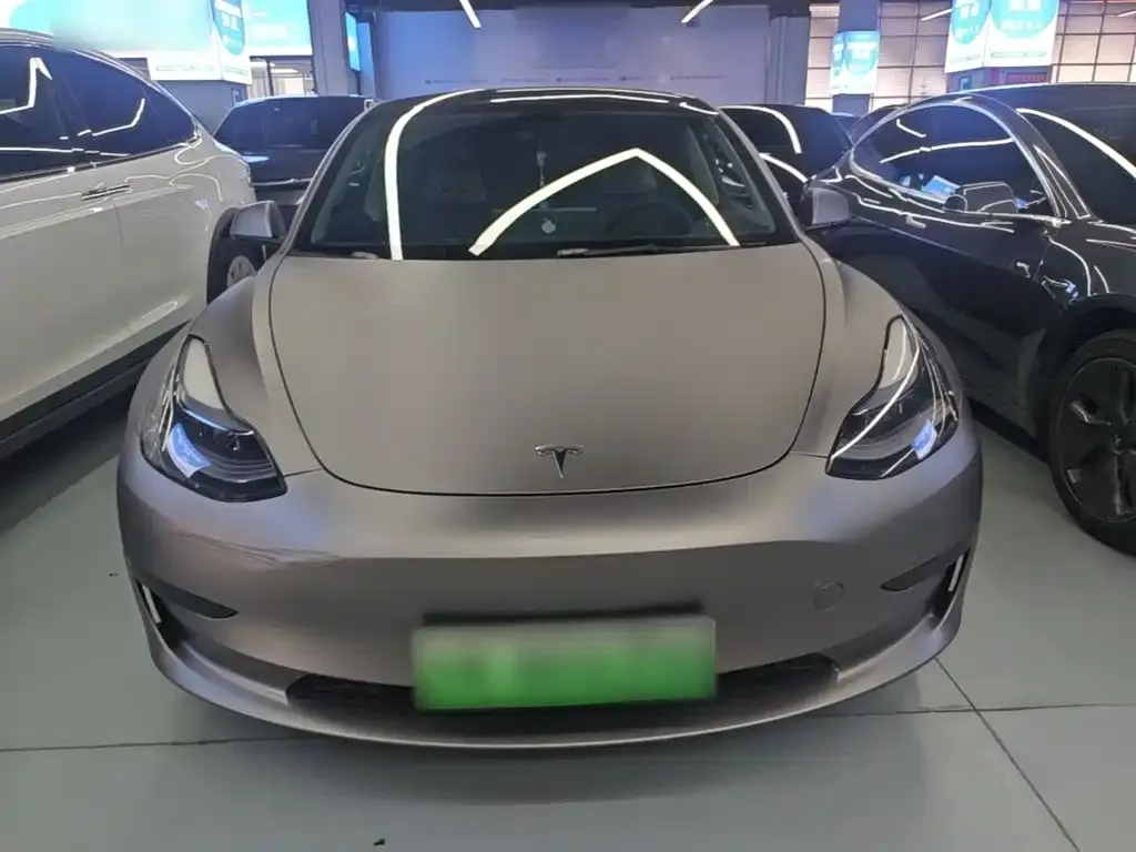 Tesla Model 3 — фото 2