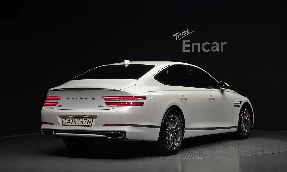 Genesis G80 — фото 10