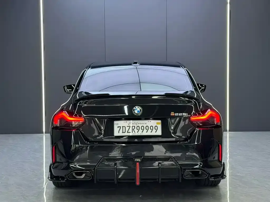 BMW M240i — фото 8
