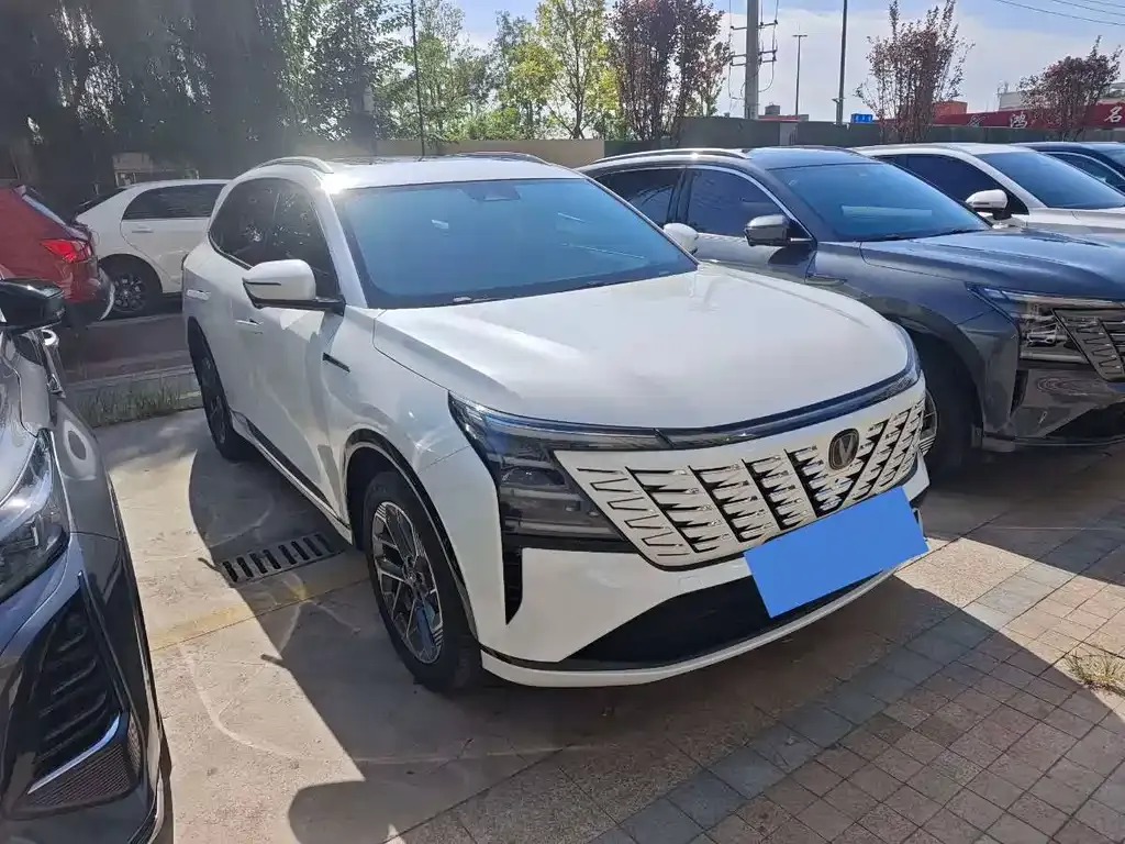 Changan CS75 PLUS — фото 9