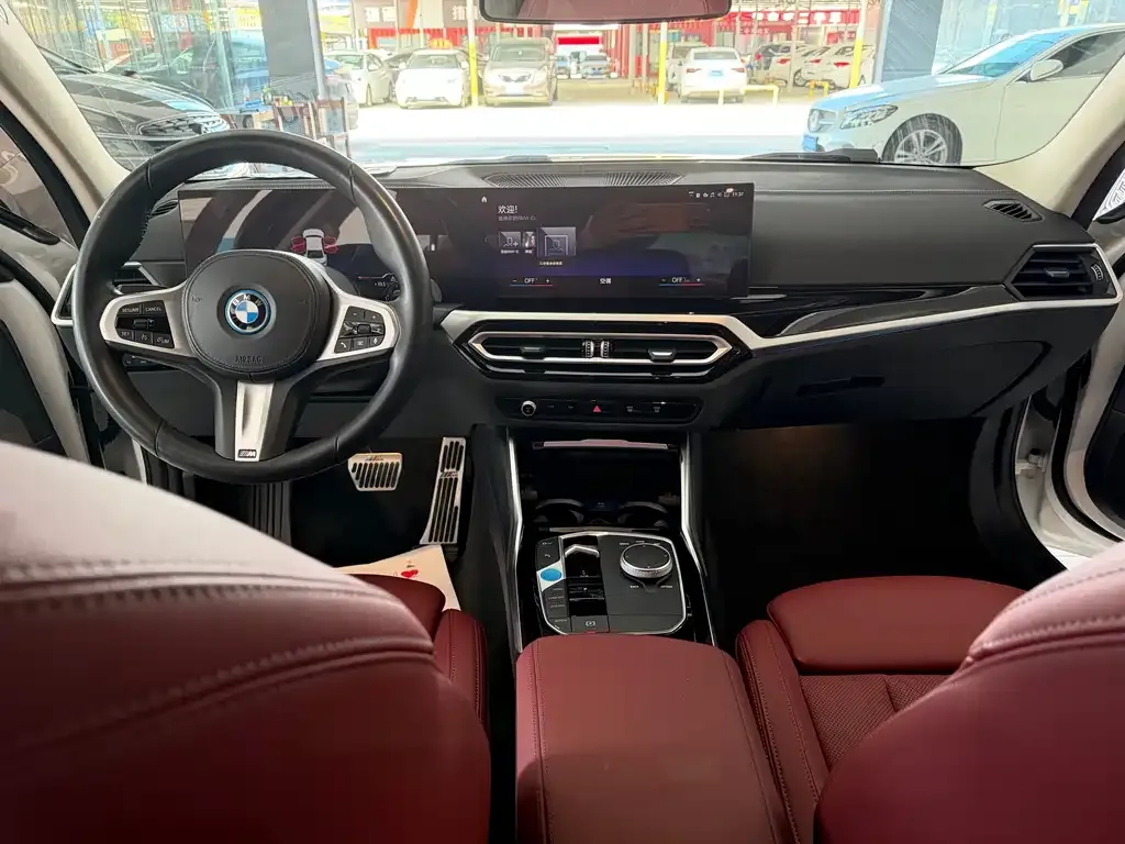 BMW i3 — фото 8