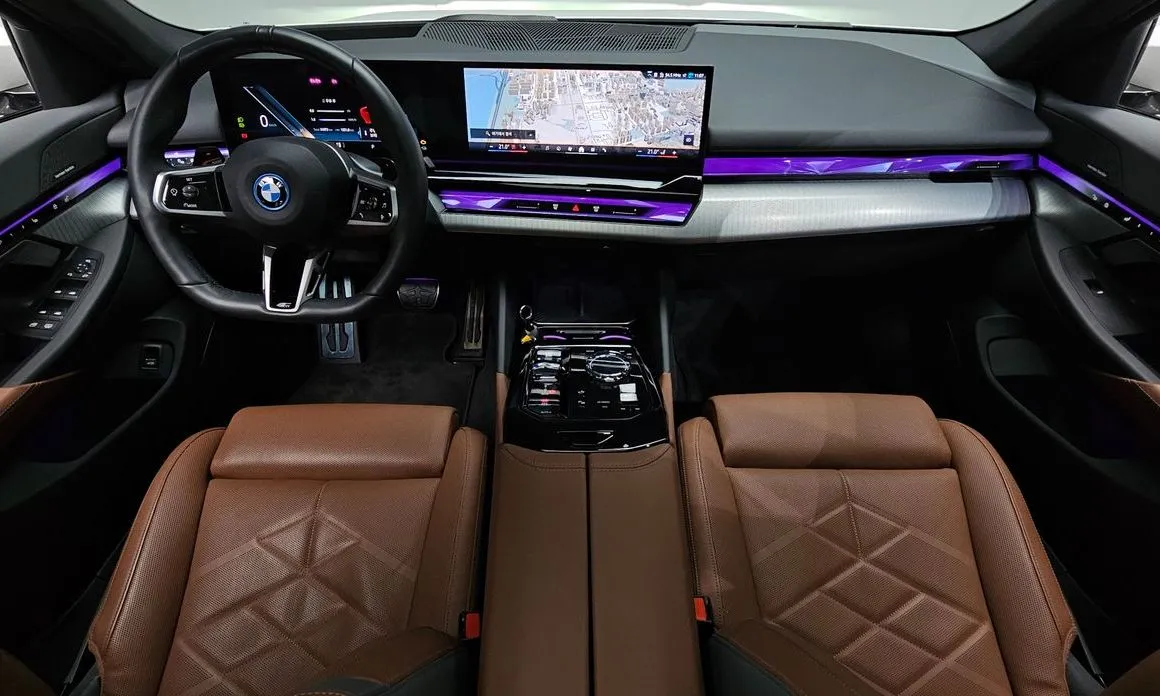 BMW 5-Series — фото 10
