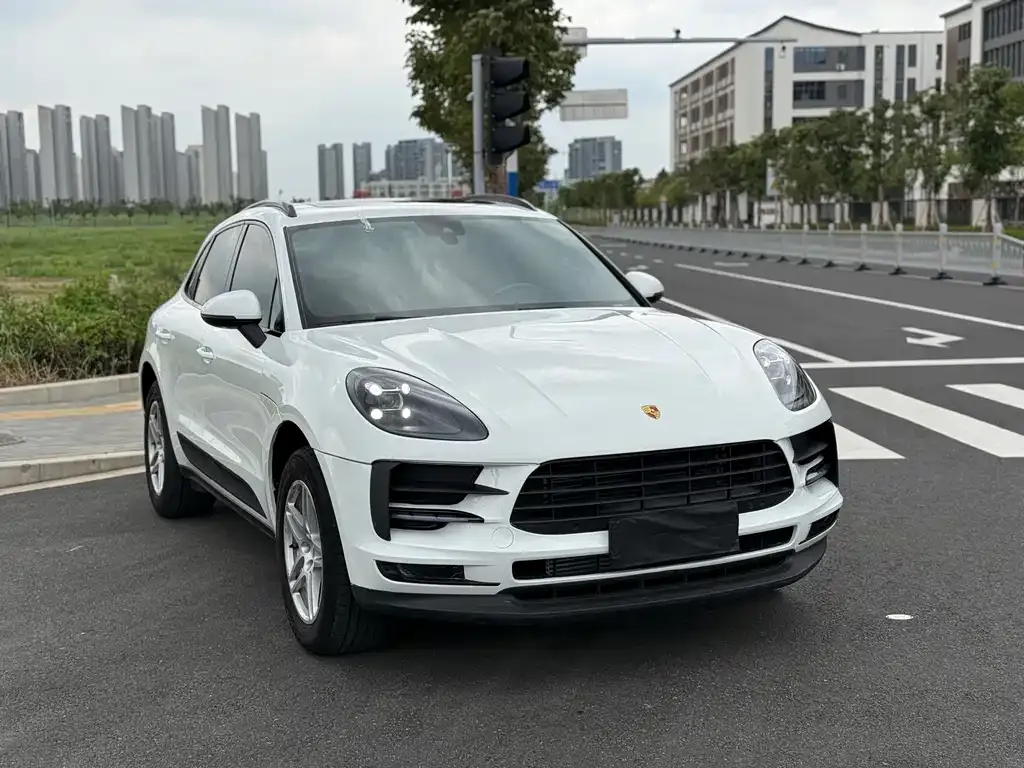 Porsche Macan — фото 5