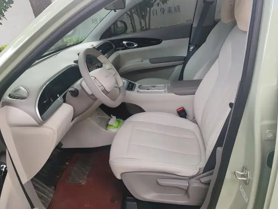 Geely Starburst — фото 3