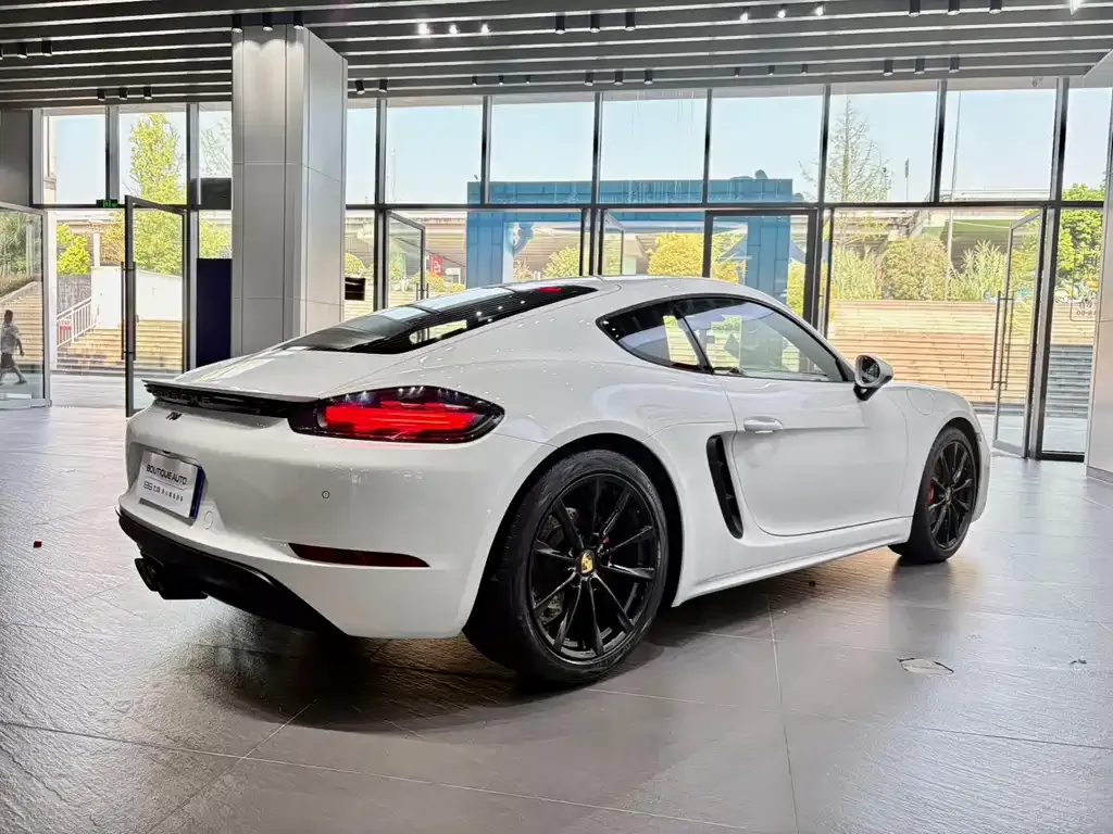 Porsche 718 — фото 5