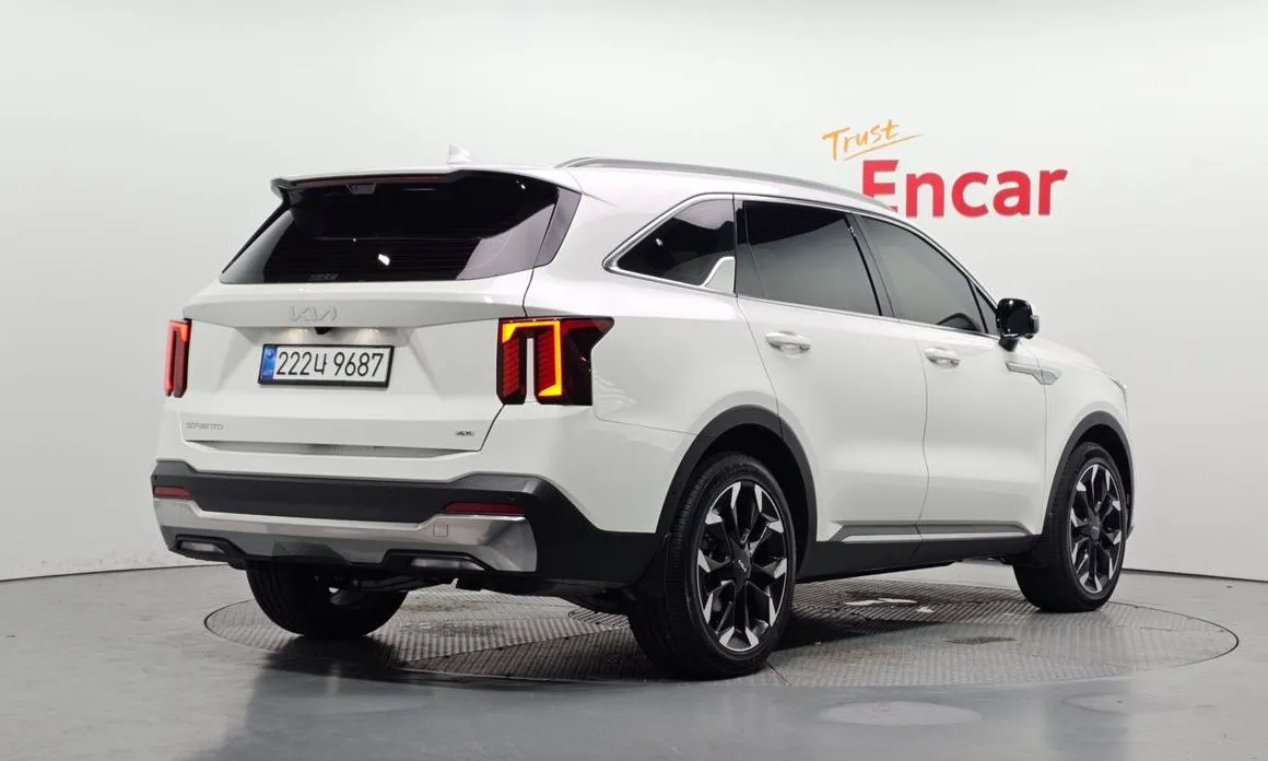 Kia Sorento — фото 3
