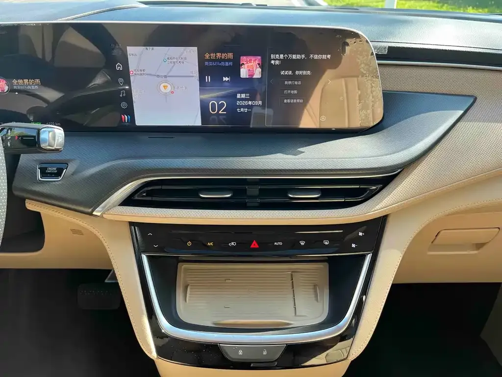 Buick GL8 Hybrid — фото 6