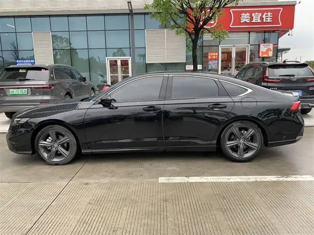 Honda Inspire — фото 4