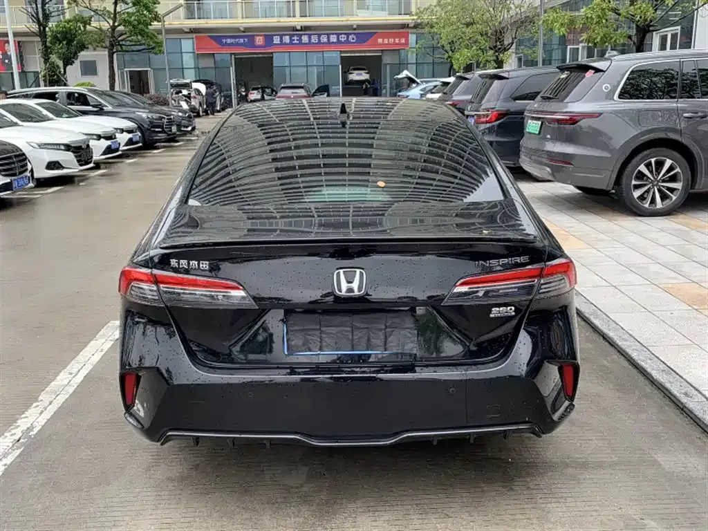 Honda Inspire — фото 8