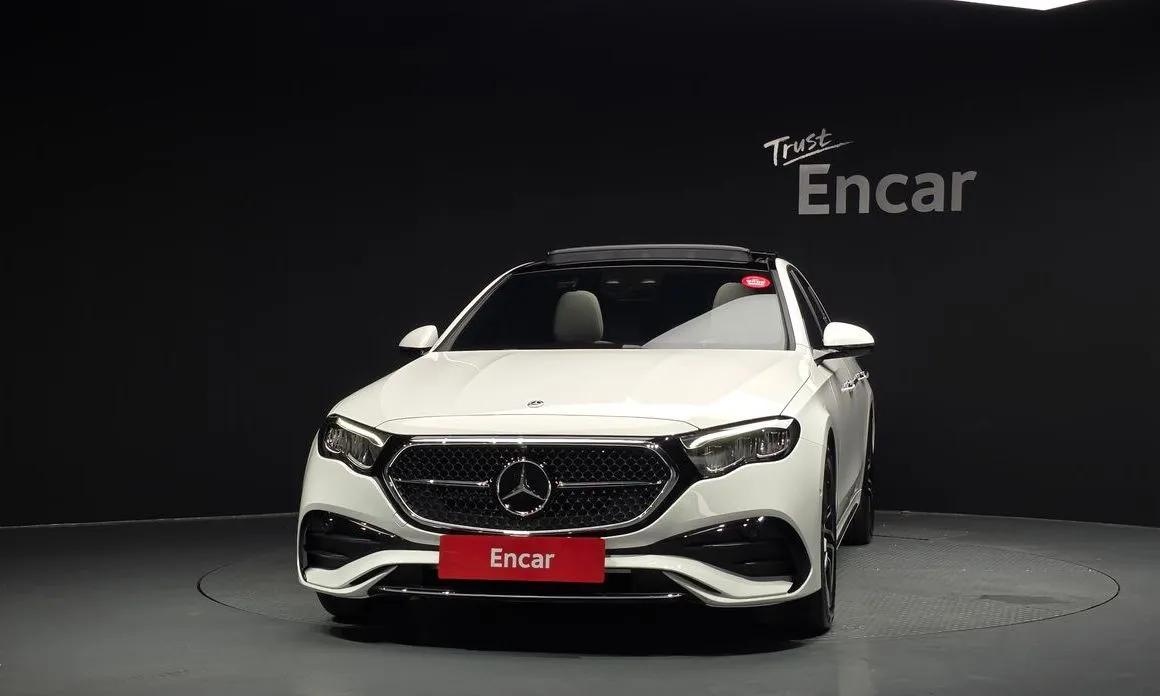 Mercedes-Benz E-Class — фото 5