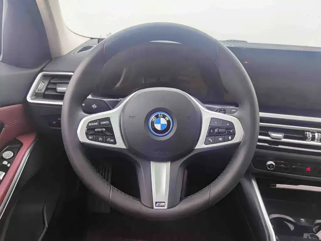BMW i3 — фото 9