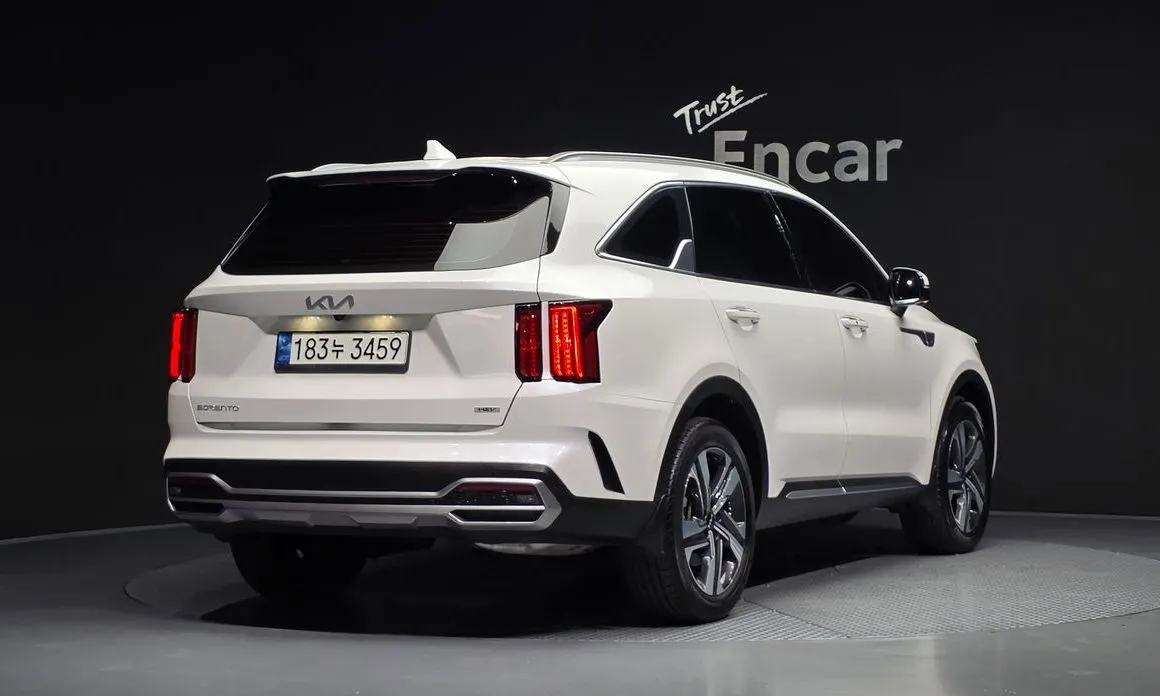 Kia Sorento — фото 5