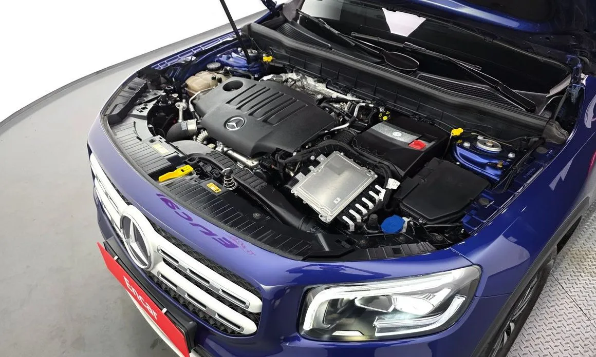 Mercedes-Benz GLB-Class — фото 10