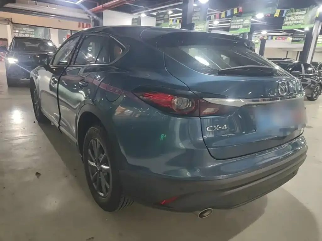 Mazda CX-4 — фото 4