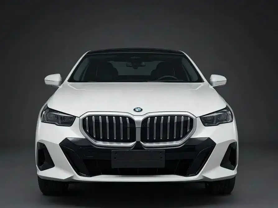 BMW 5 Series — фото 4