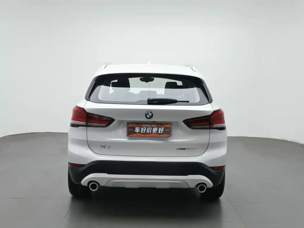 BMW X1 — фото 3