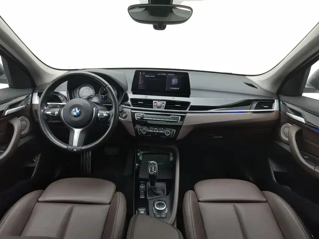 BMW X1 — фото 10