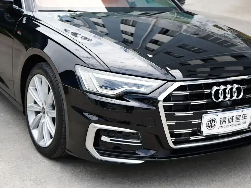 Audi A6L — фото 10