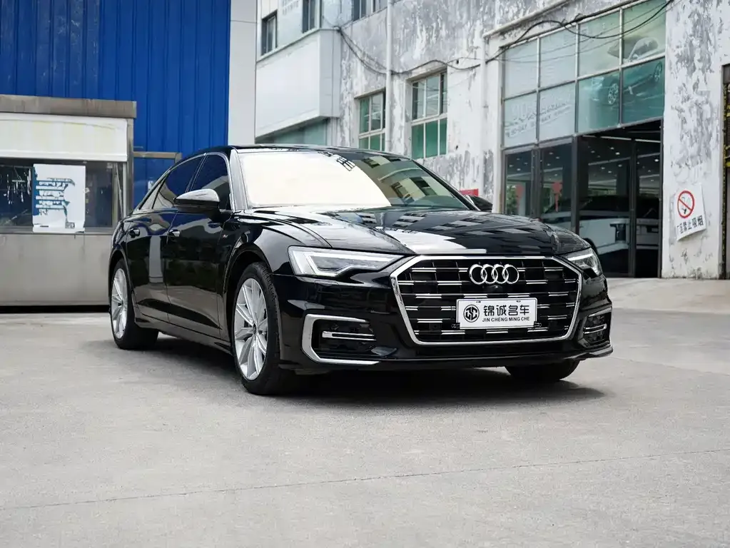 Audi A6L — фото 5