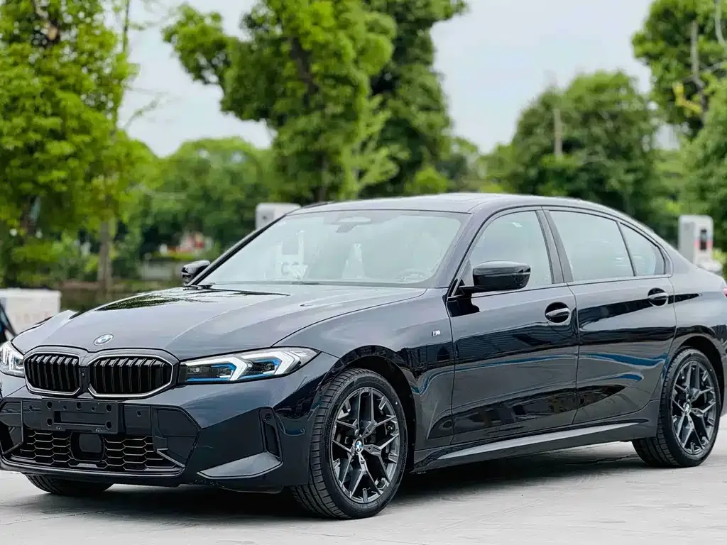 BMW 3 Series — фото 1