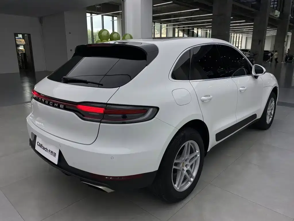 Porsche Macan — фото 3
