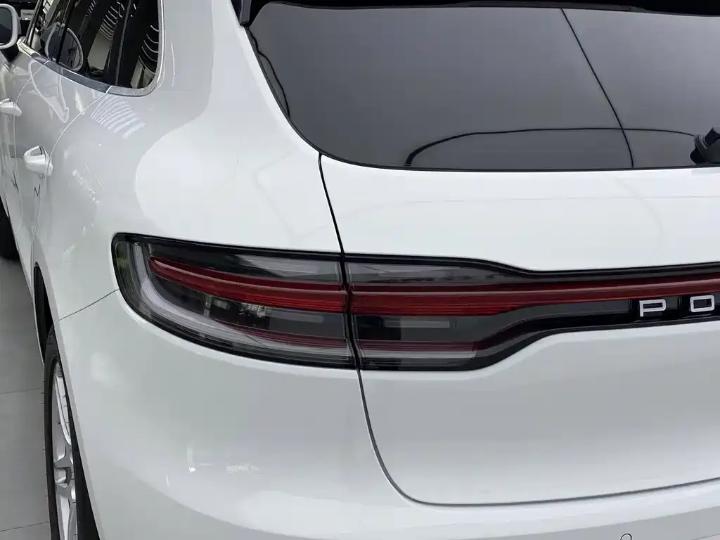 Porsche Macan — фото 7