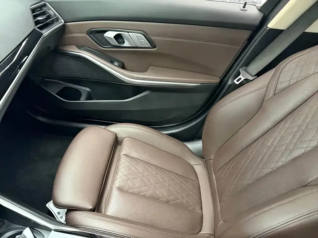BMW 3 Series — фото 10