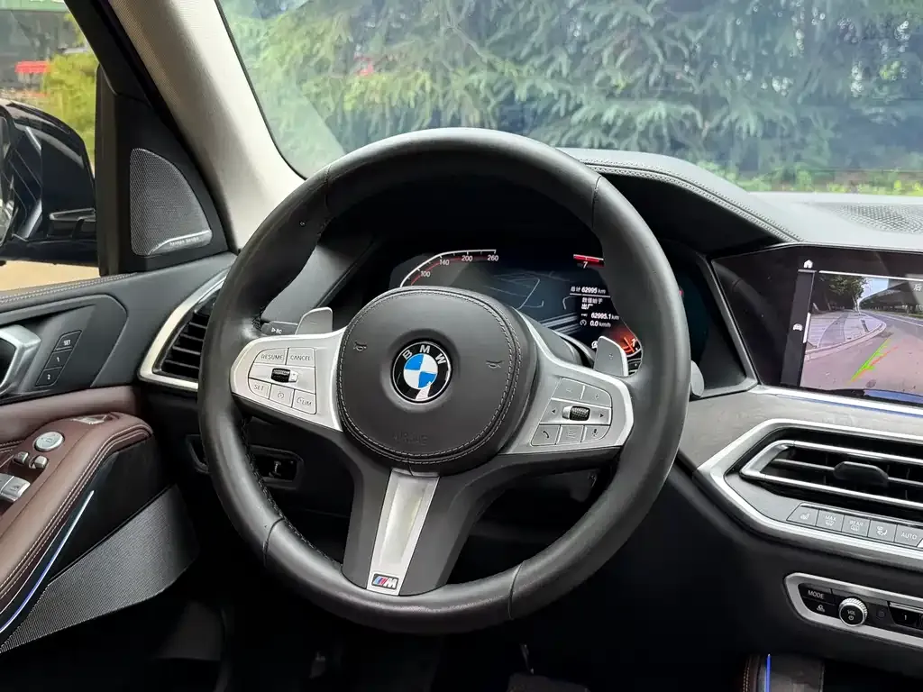 BMW X5 — фото 2