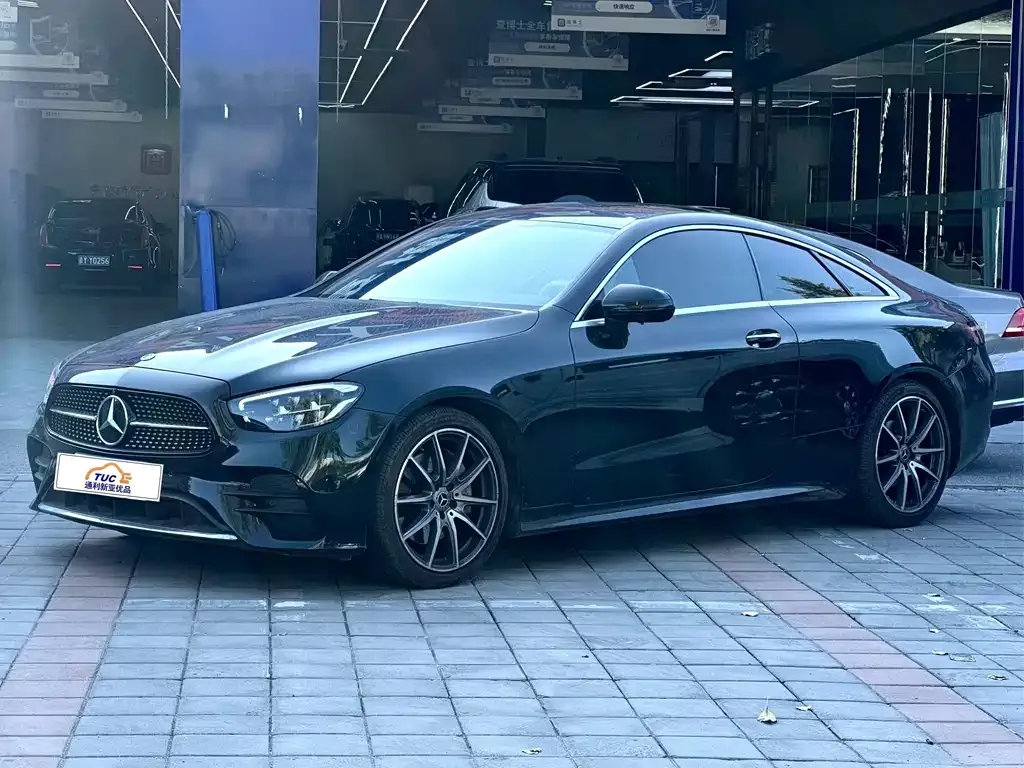 Mercedes-Benz E-Class (Import) — фото 1
