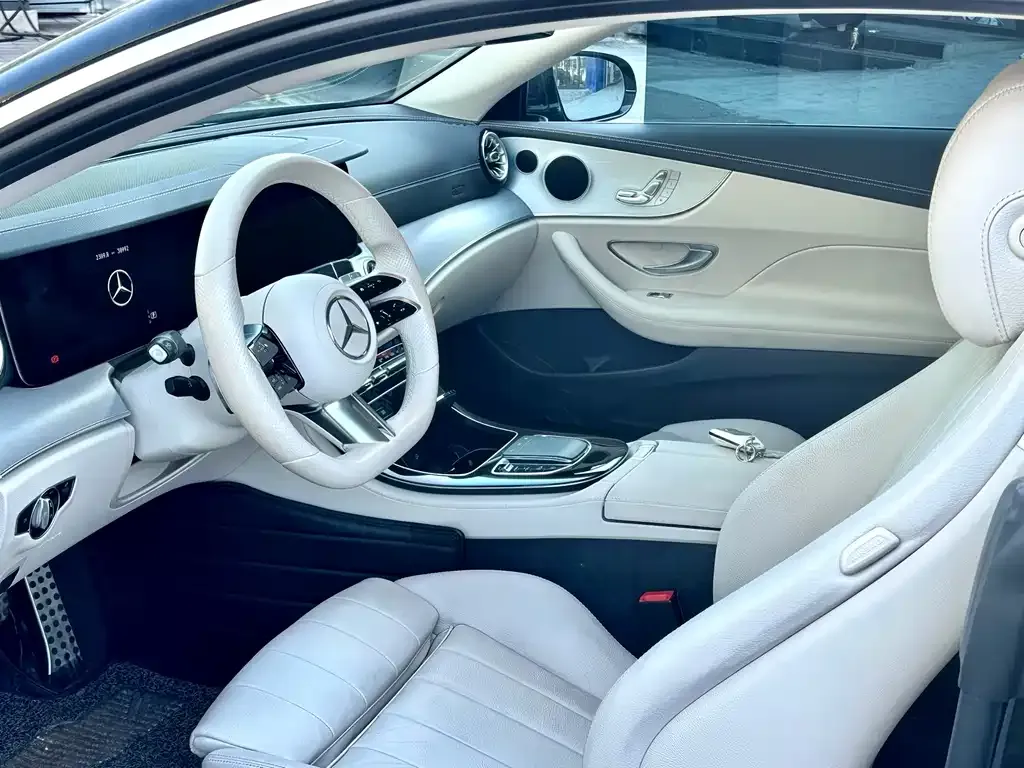 Mercedes-Benz E-Class (Import) — фото 6