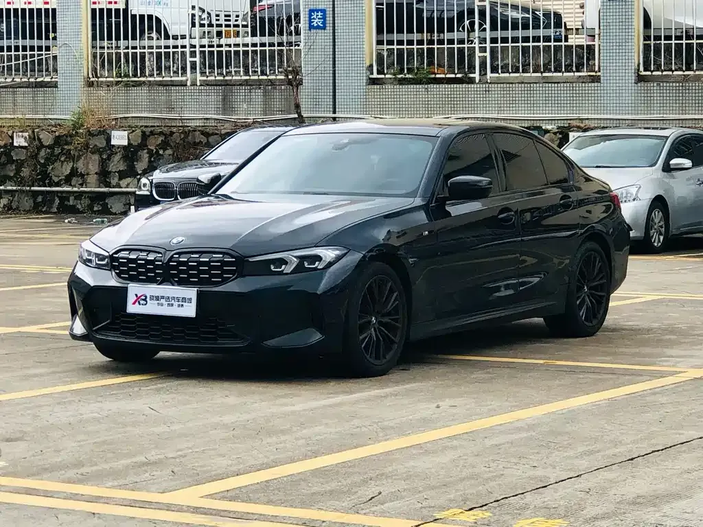 BMW 3 Series — фото 1