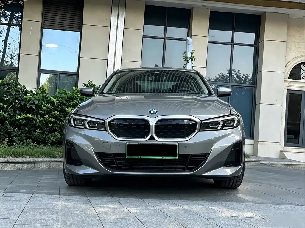 BMW i3 — фото 4