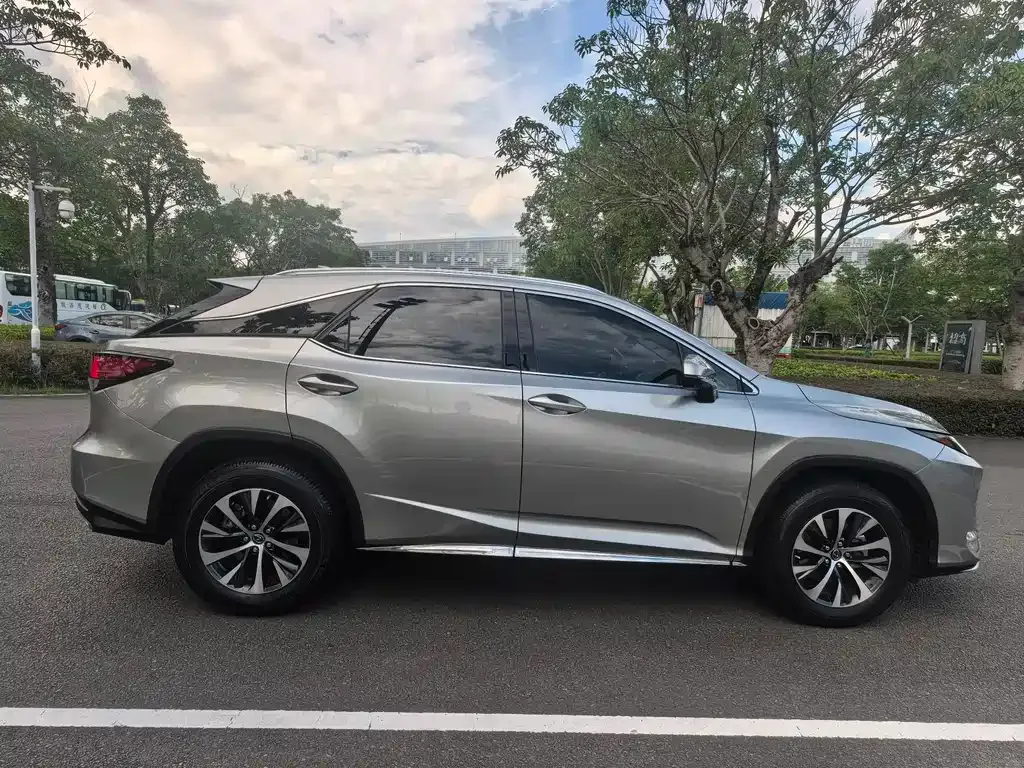 Lexus RX — фото 2