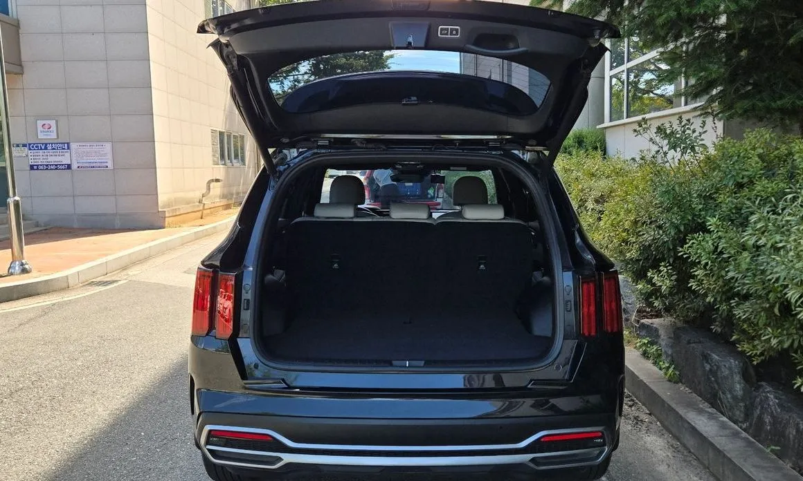 Kia Sorento — фото 7