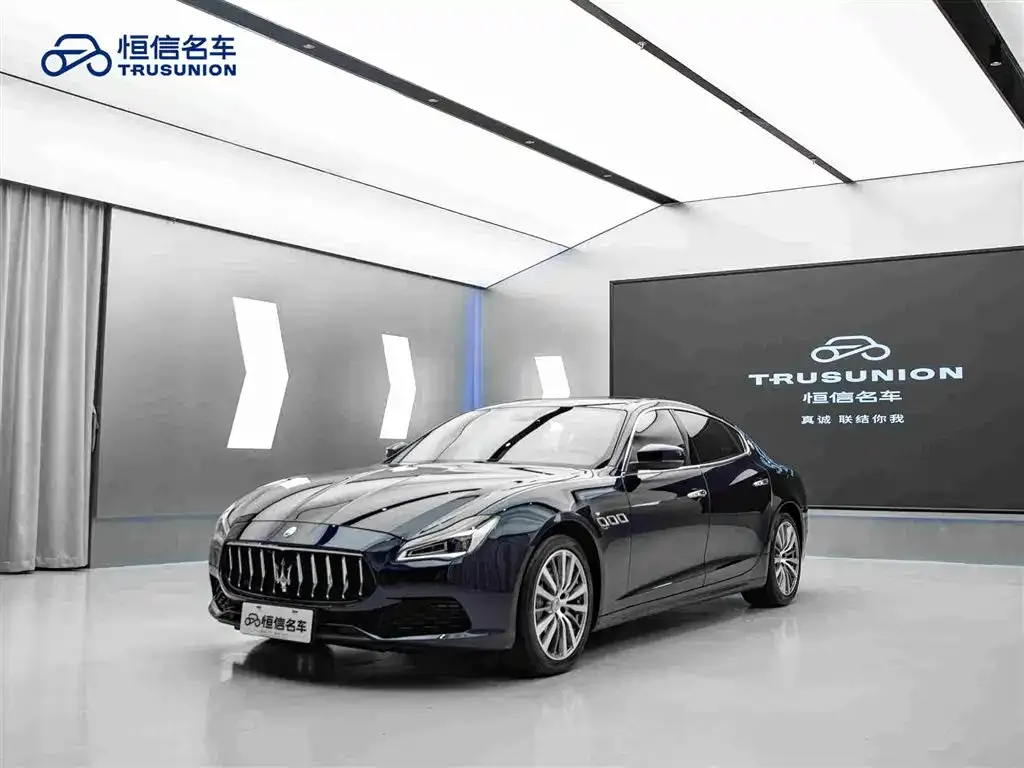 Maserati Quattroporte — фото 7