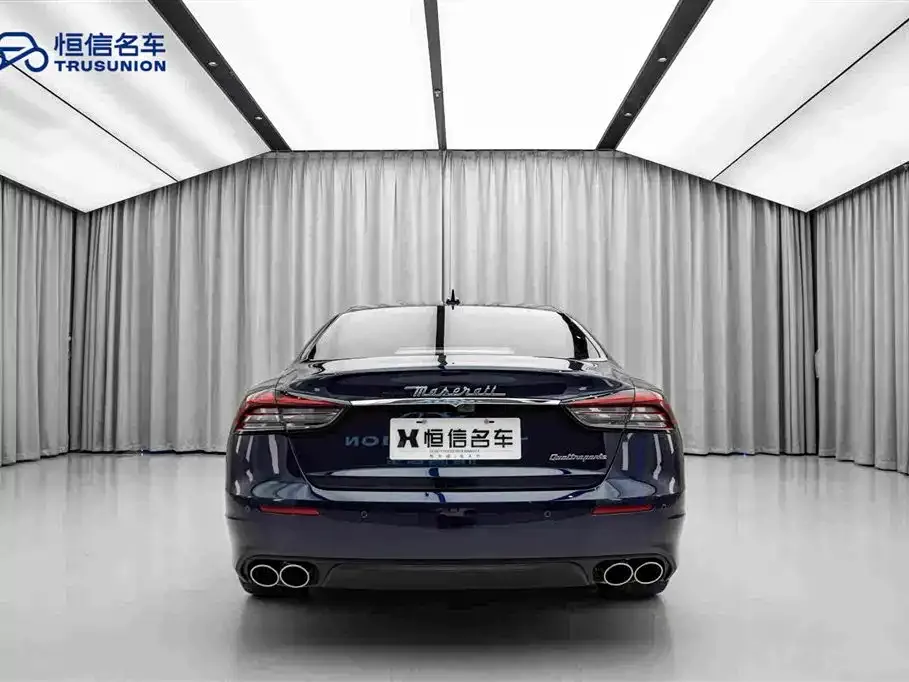 Maserati Quattroporte — фото 8