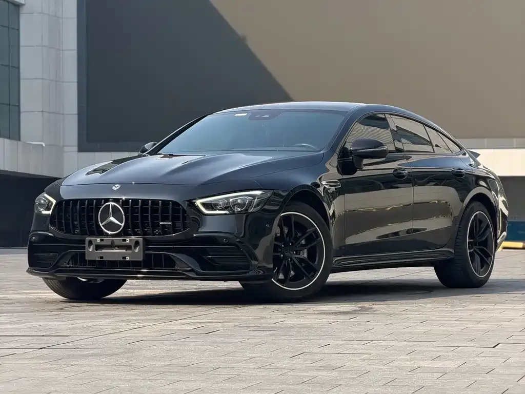 Mercedes-Benz AMG GT — фото 1
