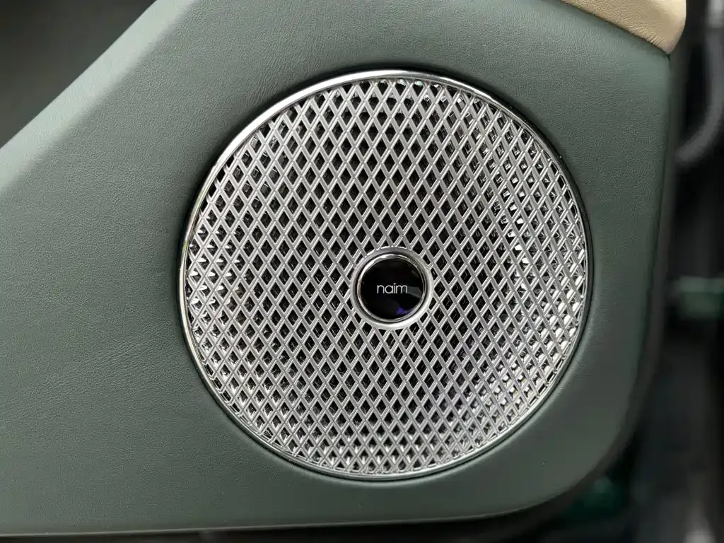 Bentley Flying Spur — фото 6