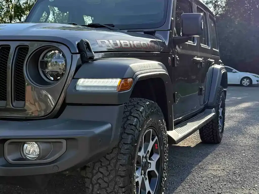 Jeep Wrangler — фото 2