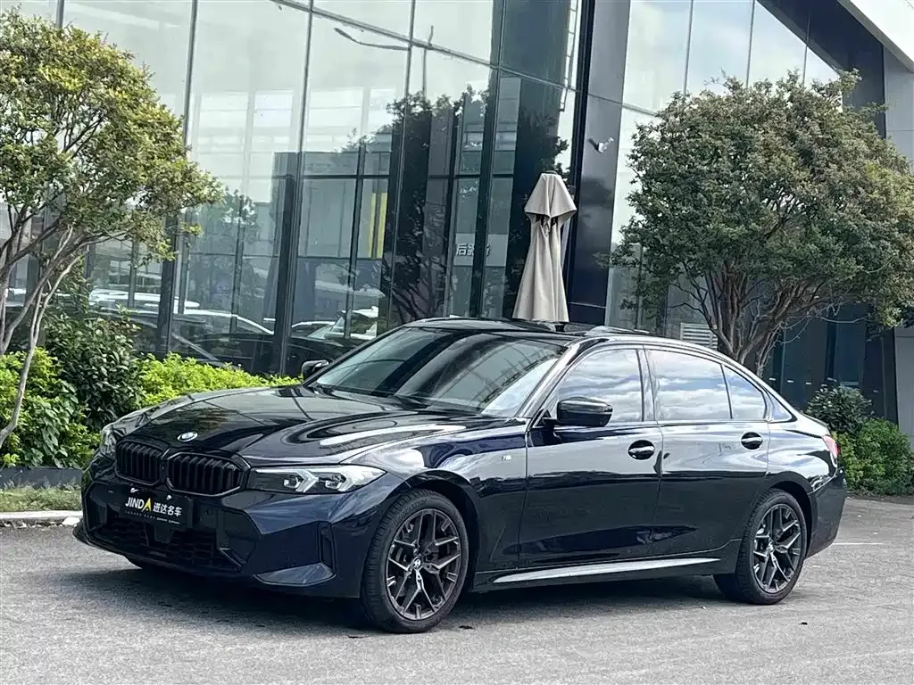 BMW 3 Series — фото 1