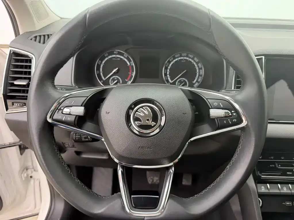 Skoda Karoq — фото 2